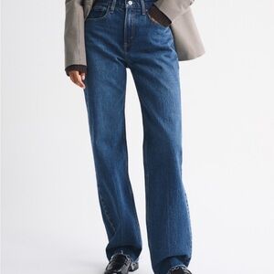 Abercrombie 90’s Relaxed High Rise 33 short
